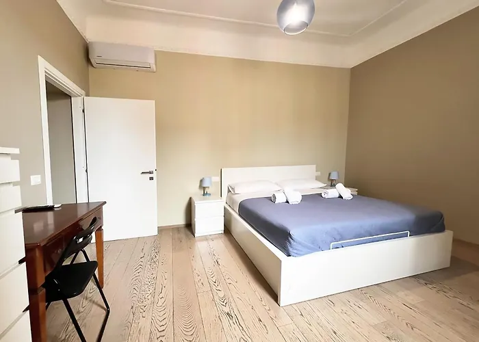 La Casa Di Piero In Via Ottaviano דירה *